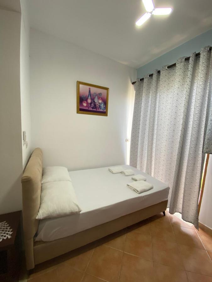 Eraldo Brahimi Apartaments Ксамил Экстерьер фото