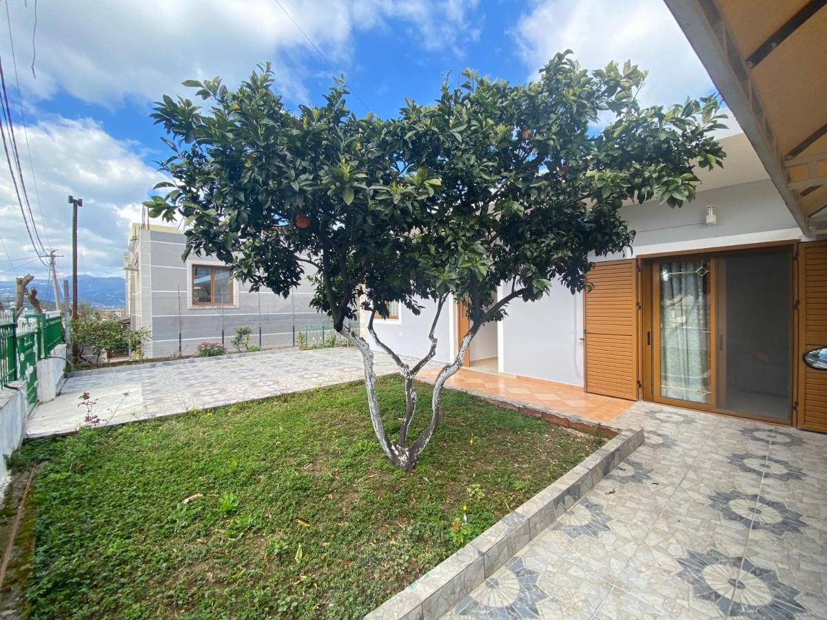Eraldo Brahimi Apartaments Ксамил Экстерьер фото